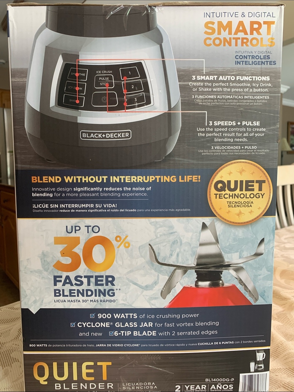NEVER USED! Black & Decker Quiet Blender in Silver and Black - Picture 3 of 3